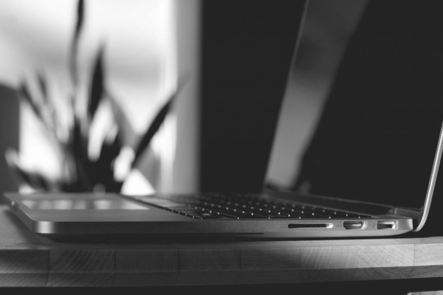 Ambiente di formazione IT con workstation moderne